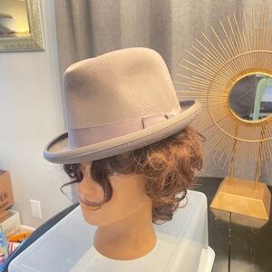 Vintage Felt Derby Gray w/Gray Hat Band